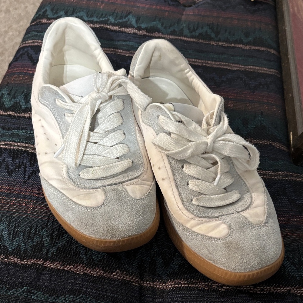 Steve Madden sneakers